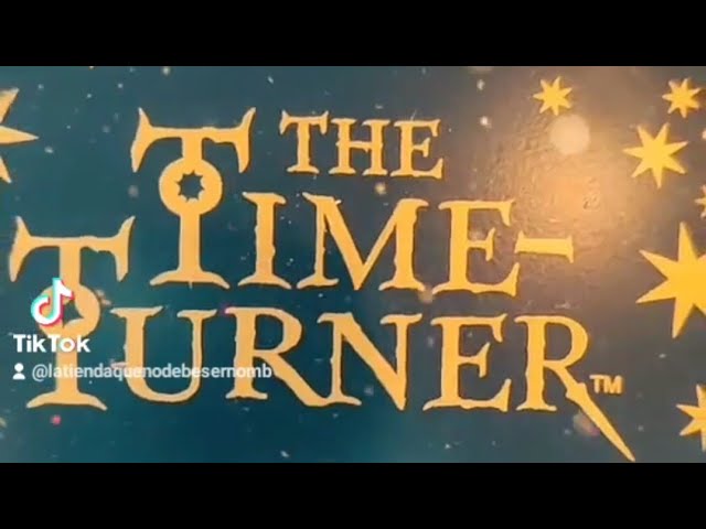 Vídeo relacionado con UTTER Hermione - Collar giratorio de reloj de arena dorado para niños y mujeres