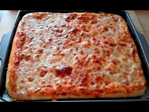 PIZZA FATTA IN CASA - PIZZA IN TEGLIA ALTA E SOFFICE - RICETTA FACILE SENZA IMPASTARE