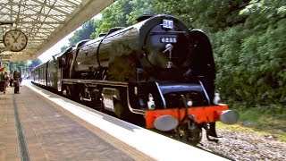 preview picture of video 'LMS 6233 Duchess of Sutherland Steam Train Passing Poulton-le-Fylde Station 2010 HD'