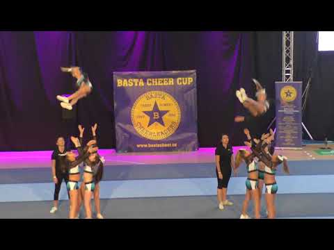 JNS Tinybirds Double synchro group stunt Youth L3 on BASTA 2017