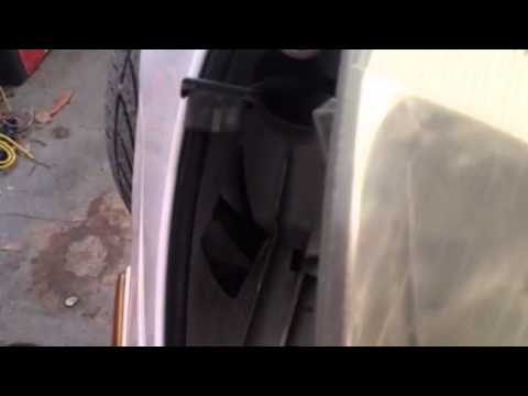 Removing your SLK 230 Mercedes headlight Part one