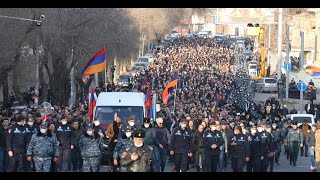 ՈՒՂԻՂ. Հայրենիքի փրկության շարժման քայլերթը դեպի Եռաբլուր
