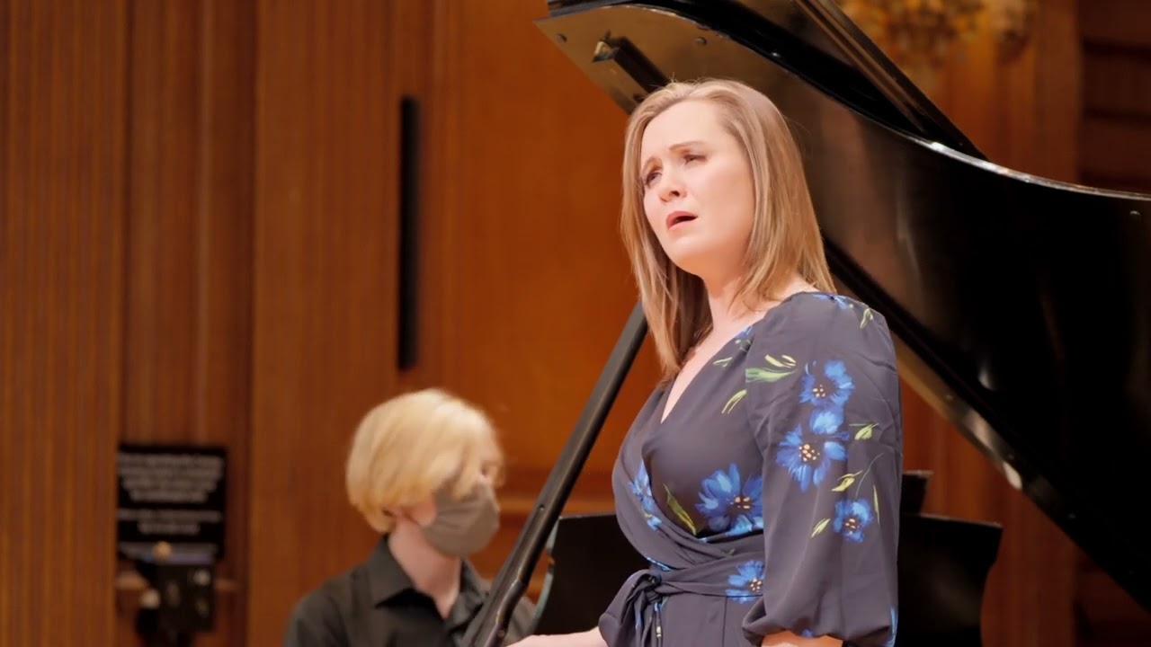 Promotional video thumbnail 2 for Erin Nafziger, soprano