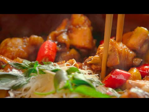 Cook Up a Storm (2017) | Opening scene at Seven Restaurant featuring s delish Three Cup Chicken dish