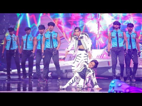 Sanchit and Vartika Finale dance performance | Super Dancer Chapter 4 | Super Finale