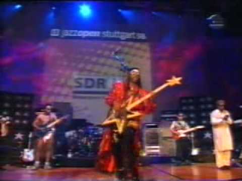 Bootsy Collins - Bass Solo