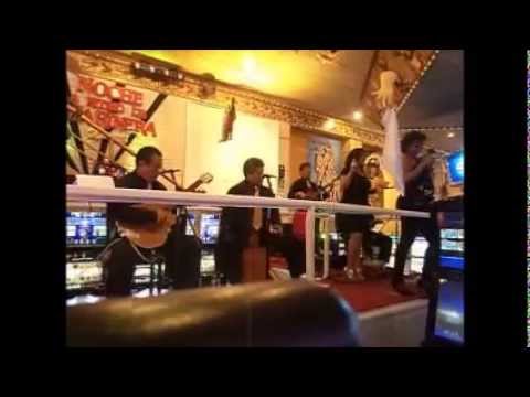 PEÑA SOMOS PERU Y SOFIA CON Z DE QUE ESTOY HECHA - MAL PASO