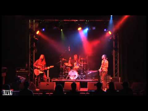 Courson - Nothing Left (Live@Gloucester Guild Hall)