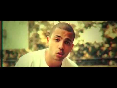 Projota favela ta no ar