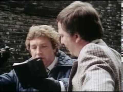 Profesionálové-04x06-Spojka z Hongkongu/Úklid