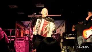 GUARDIANES DEL AMOR - AMOR SE ESCRIBE CON LLANTO