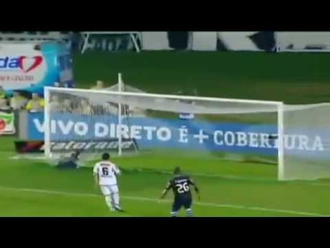 Juninho HUGE Free Kick in Vasco da Gama