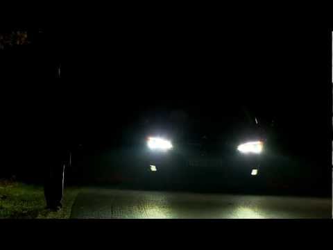 BMW ConnectedDrive. Night Vision mit Dynamic Light Spot.