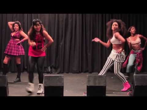 Phenix Rose Femme Fatale