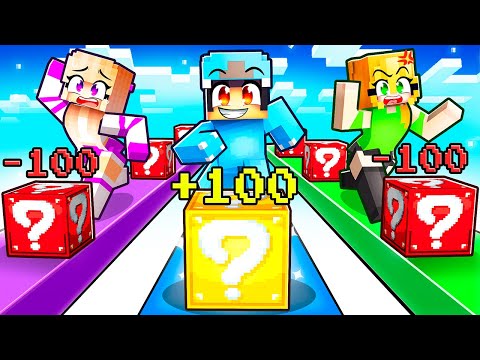 Cheating With +100 LUCKY BLOCKS in a LUCKY BLOCK RACE in Minecraft With Crazy Fan Girl!