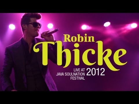 Robin Thicke "Lost Without You" live at Java Soulnation Festival 2012