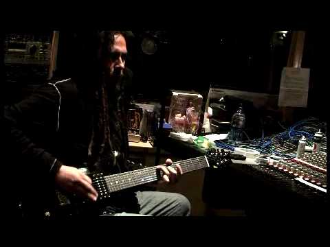 Korn - making of 'Kidnap The Sandy Claws'