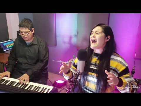 LAURA JOLINS - Poderoso Dios / COVER Marcos Witt