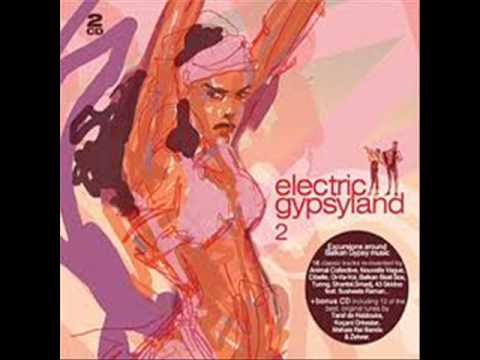 Romano Dance @ DJ Click (Electric Gypsyland 2_Disk 1)