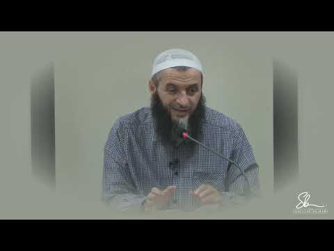 Nëse lutem për prindërit, kujt i shkon lutja, prindërve të vërtetë apo atyre që më kanë adoptuar?