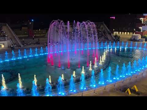 Maximall Pompei: La Fontana Come Non L’Hai Mai Vista