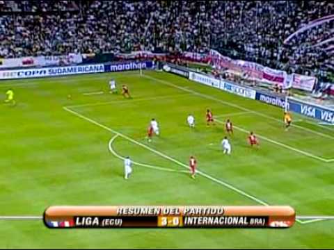 LDU Quito 3 vs 0 Internacional  Recopa Sudamericana 2009 Resumen