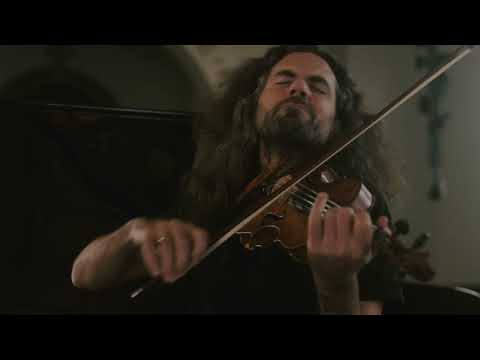 Gjermund Larsen Trio, April