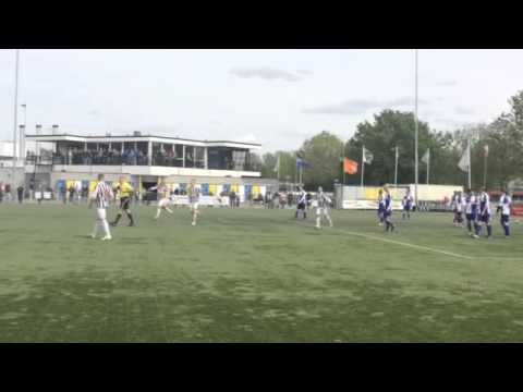 Waterwijk - Forza 2-4.  de 3-1 vrije trap  C. Van Der Hoorn
