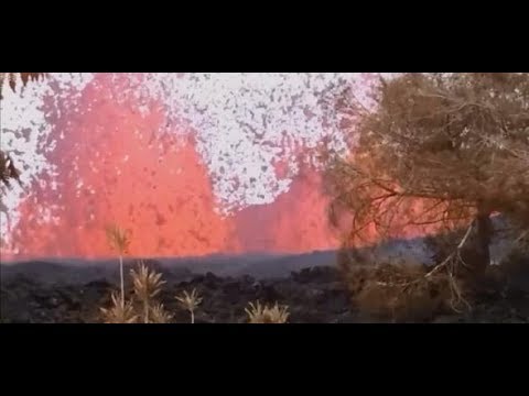 Naturschauspiel auf Hawaii: So sieht es bei einem Ausbruch im Vulkankrater aus