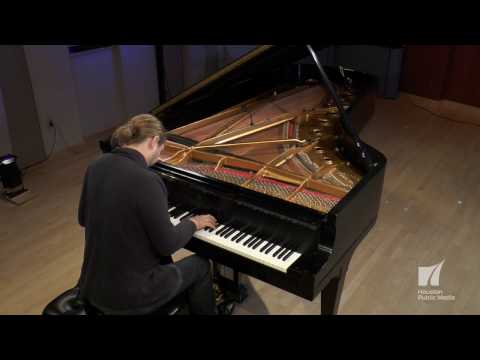 Pianist Denis Kozhukhin: Prelude in b minor (Bach/Siloti)