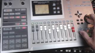 Video thumbnail for ZOOM MRS-1044 by Keyboards - review - repair