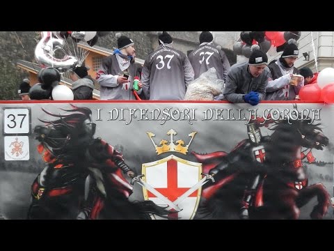 Difensori della Corona carro da getto - Carnevale Ivrea 2015