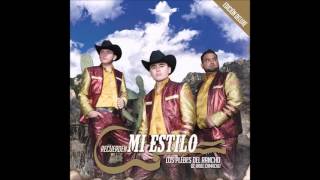 Tres besitos - Los plebes del rancho