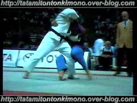 JUDO 2005 World Championships: Dennis van der Geest (NED) - Ali Zeinolabedin (EGY)