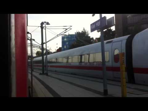 ICE 1 fährt in Kiel Hbf ein