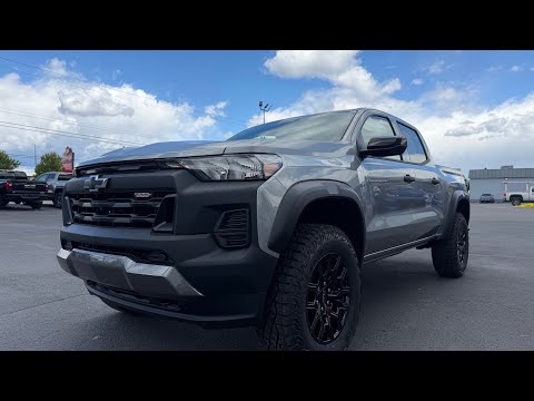 2026 Chevrolet Colorado Crew Cab Short Box 4-Wheel Drive Trail Boss in Gray for sale at North Star Chevrolet Buick GMC in Cranbrook, BC