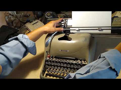 Maquina de escribir Antigua CORONA 4 año 1927