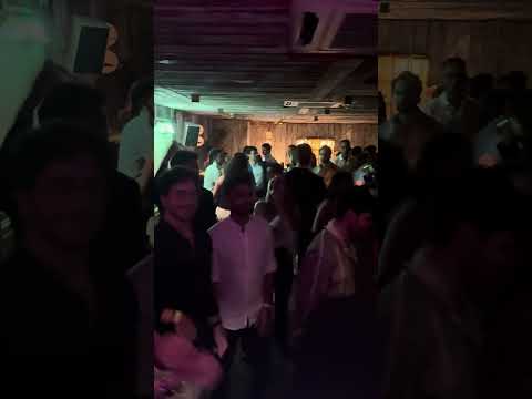 DJ Laura Mac video.