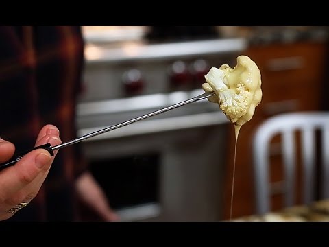 Andrew Zimmern's Recipe for Classic Cheese Fondue