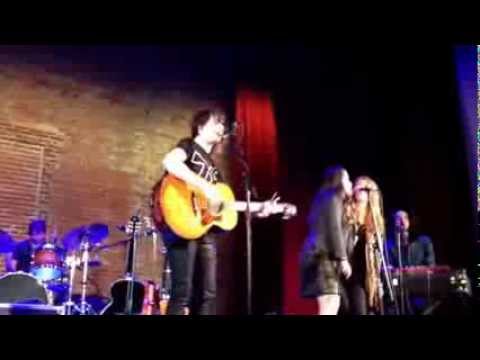 Sonia Leigh - Bar @ Gem Theater 2014