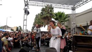 Edward Sharpe and The Magnetic Zeros &quot;Carries On&quot; Live (Abbot Kinney Festival)