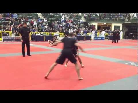 Marcos "Yemaso" Torregrosa (Yemaso BJJ) vs. Carlos "Escorrega" Lemos (Gracie Barra)