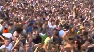 The Courteeners - Cavorting Live