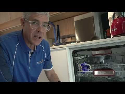 Pest Technician & Biologist Simon de Montemas explains exactly how our Residential Pest Control Process works.