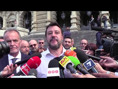 Russiagate, Salvini: "La parabola di Conte è finita, lo vedo confuso"