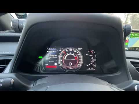 2022 Lexus UX 250H acceleration