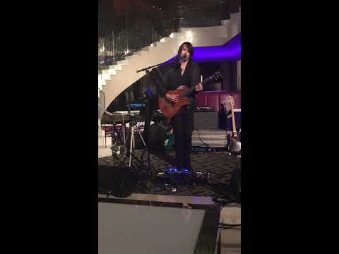 'Victoria' Live at The W Hollywood 2018-03-01