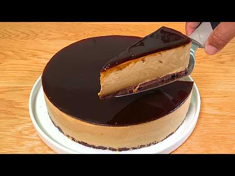 Torta al Cappuccino con Glassa a Specchio al Caffè