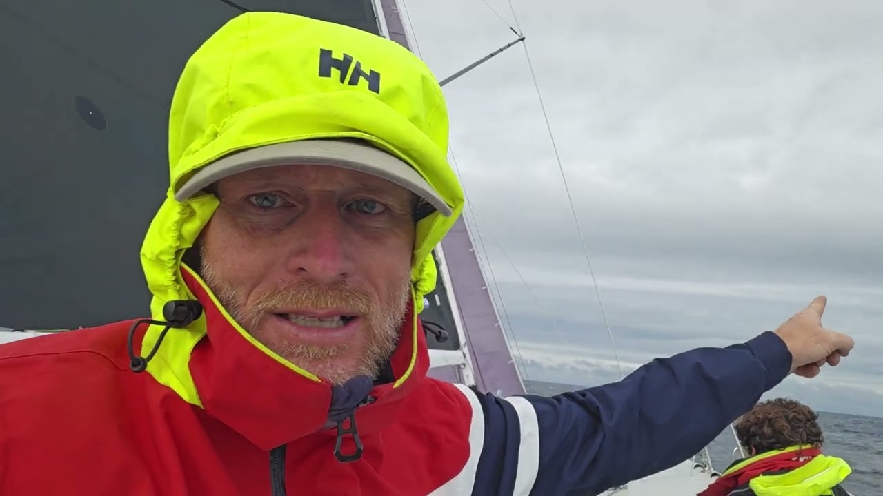 100Nm to the Fastnet Rock!
