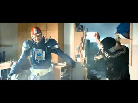 Mitt på knölen mellan skinkorna